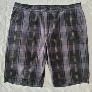 Calvin Klein Men's Plaid Gray Shorts